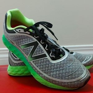 NEW BALANCE fresh foam men's shoes - US size 10